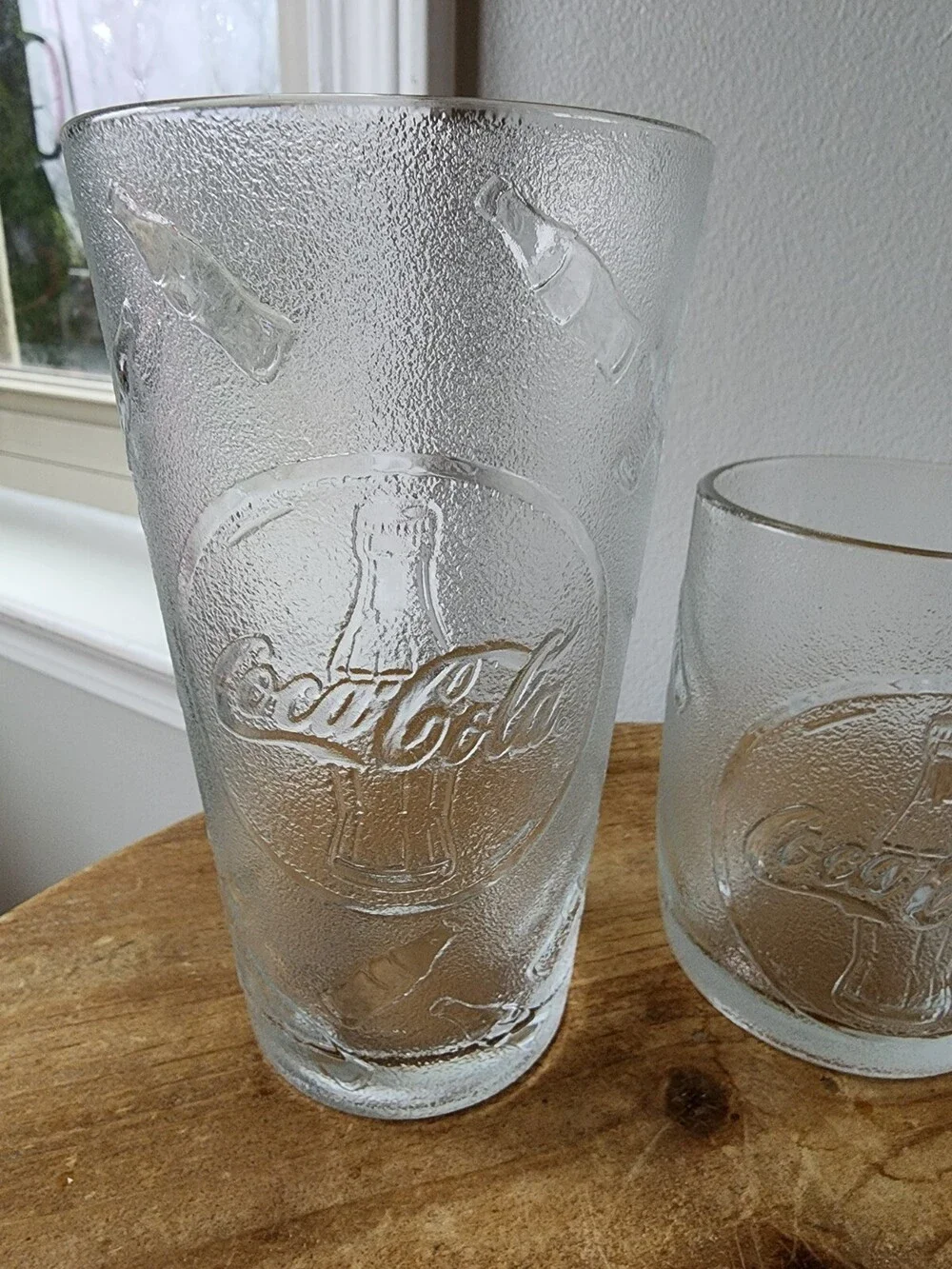 Vintage Clear Coca-Cola Bottle Fying Print Pebble Textured Glass Tumbler & Mug